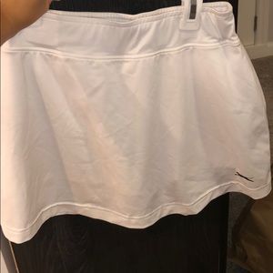 Slazenger white tennis skirt